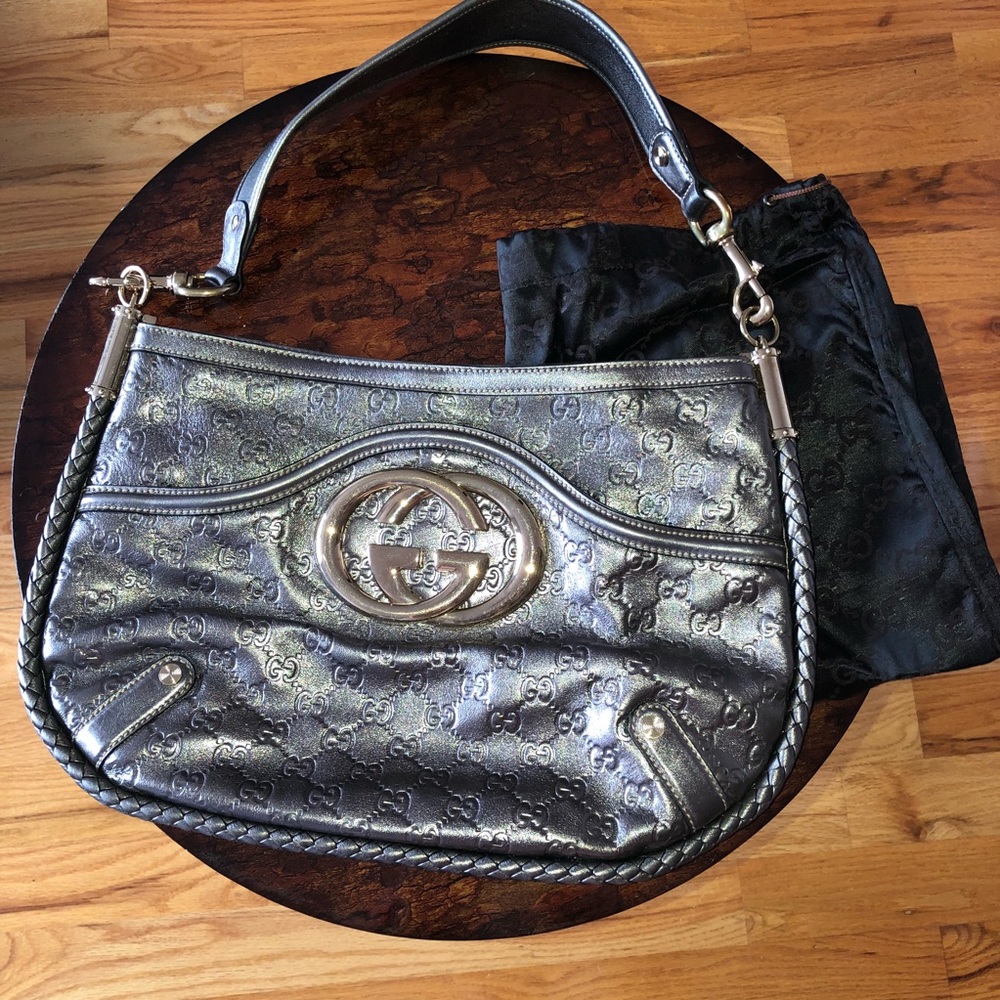 SILVER GUCCI PURSE